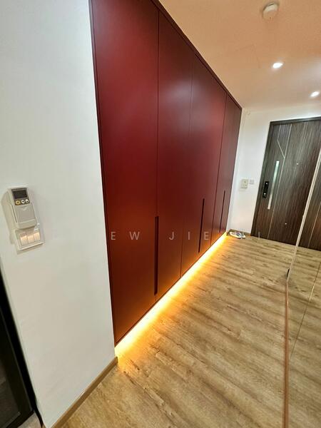 Natura @ Hillview Condominium For Sale at S$ 1,400,000 | PropertyGuru Singapore - Entrance