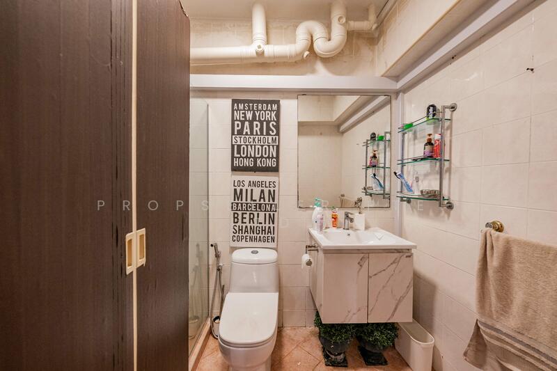 188A Rivervale Drive HDB Flat For Sale at S$ 670,000 | PropertyGuru Singapore - Bathroom