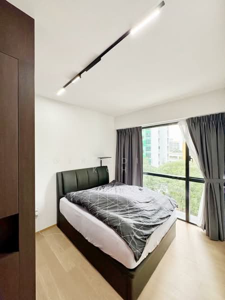 Piccadilly Grand Condominium For Sale at S$ 1,749,999 | PropertyGuru Singapore - Bedroom