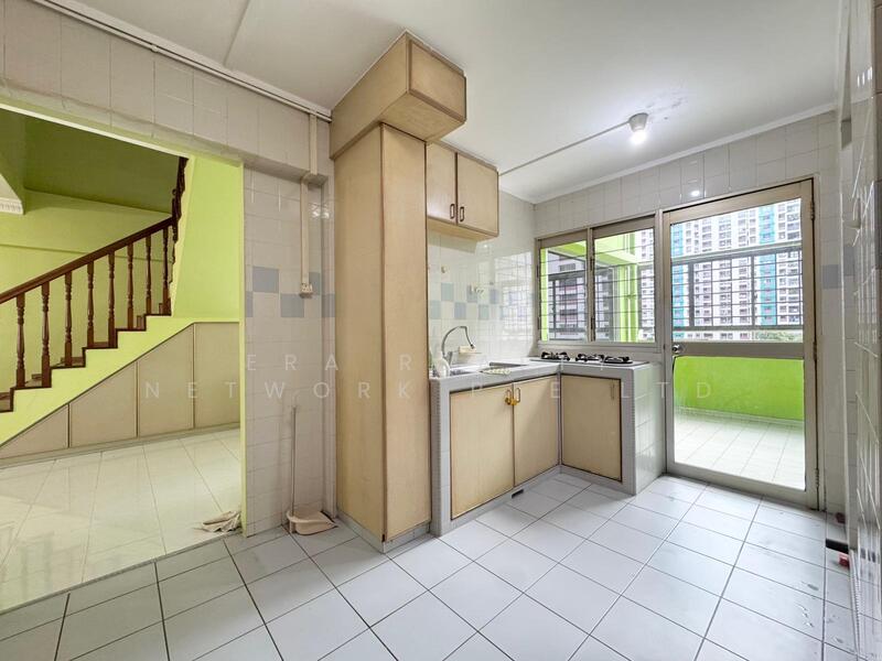 231 Bishan Street 23 HDB Flat For Sale at S$ 1,290,000 | PropertyGuru Singapore - Kitchen