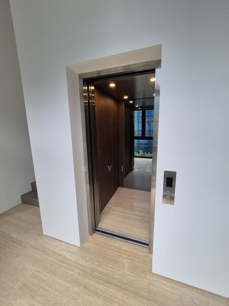 Grove Drive,Holland New FH Detached With Basement Pool! Mount Sinai/Ghim Moh Call 9444.4449, Grove Drive,Mount Sinai Road,Holland,Ghim Moh,Henry Park, 6 Bedrooms, 12,110 sqft, Detached House For Sale, by Lin Yisen, 500022131 - Private Home Lift - PropertyGuru.com.sg