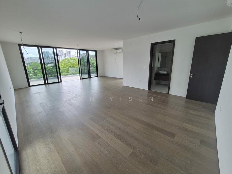 Holland New FH Detached With Basement Pool! Grove Drive/Mount Sinai/Ghim Moh Call 9444.4449 Detached House For Sale at S$ 19,744,444 | PropertyGuru Singapore - Junior Master Ensuite With Balcony