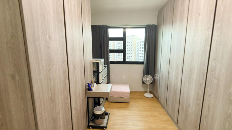 Bedroom / Walk-In Wardrobe