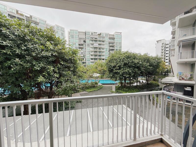 Master Bedroom Balcony 