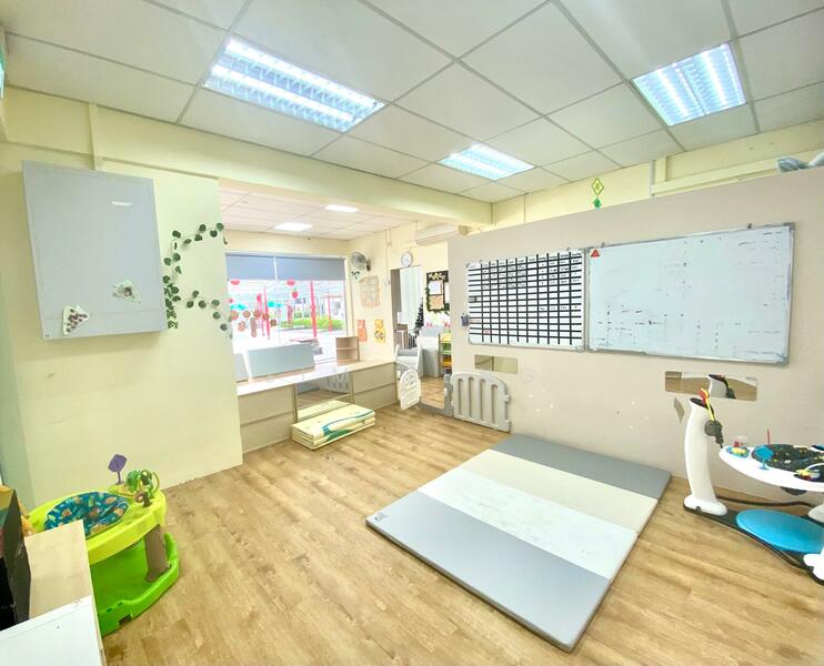 Cashew MRT, Cashew Road, 1,550 sqft, Food & Beverage For Rent, by Sim Seng, 500022284 - Interior - CommercialGuru.com.sg