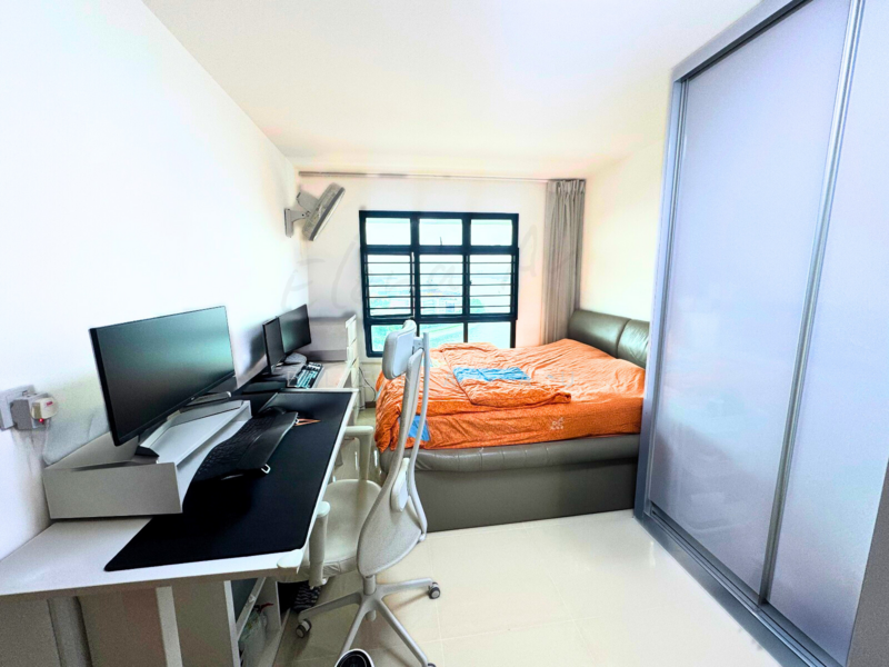415A Northshore Drive, 415A Northshore Drive, 4 Bedrooms, 1,206 sqft, HDB Flat For Sale, by Elena Au, 500022287 - Bedroom - PropertyGuru.com.sg