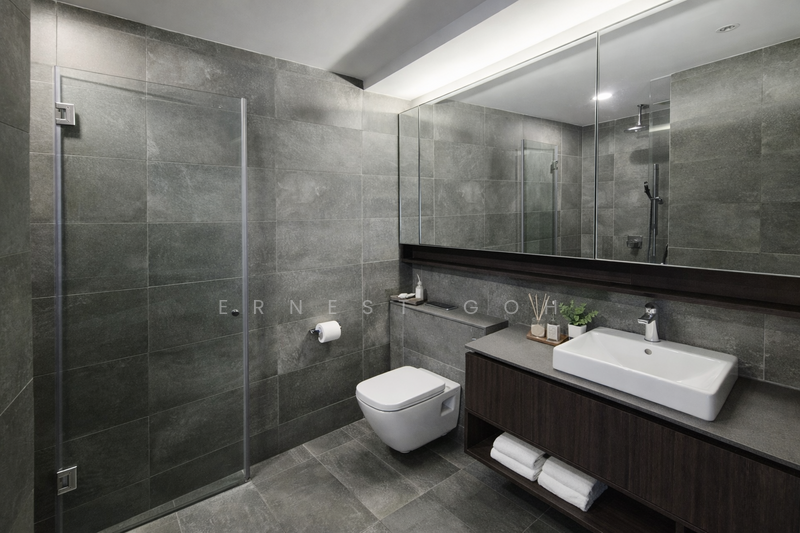 Grandeur Park Residences Condominium For Sale at S$ 899,999 | PropertyGuru Singapore - Bathroom