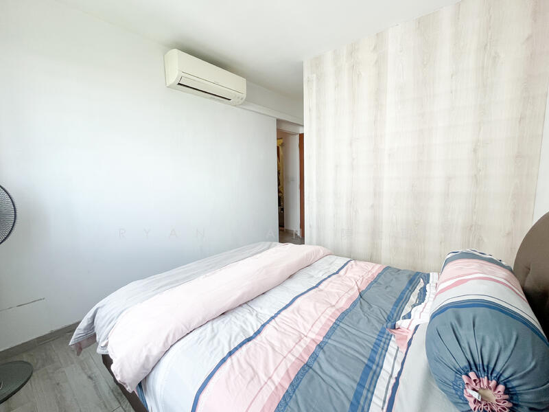 For Sale - 217B Boon Lay View