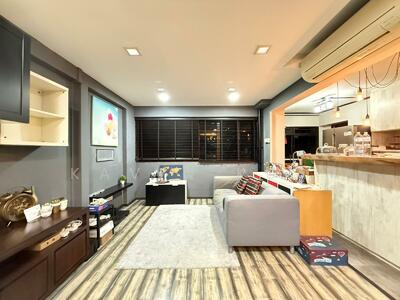 For Sale - 711 Woodlands Drive 70