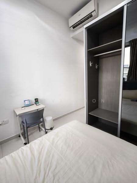 8 Farrer Suites, 8 Sing Joo Walk, Farrer Park / Serangoon Rd, Room Rental, 180 sqft, Apartment For Rent, by Steve Voon, 500022523 - Bedroom - PropertyGuru.com.sg