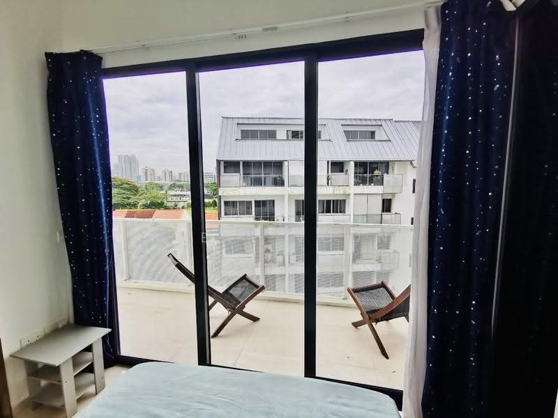 8 Farrer Suites, 8 Sing Joo Walk, Farrer Park / Serangoon Rd, Room Rental, 180 sqft, Apartment For Rent, by Steve Voon, 500022523 - Balcony - PropertyGuru.com.sg