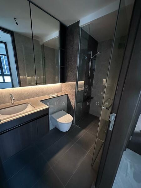 Tembusu Grand Condominium For Sale at S$ 2,180,000 | PropertyGuru Singapore - Common Bathroom