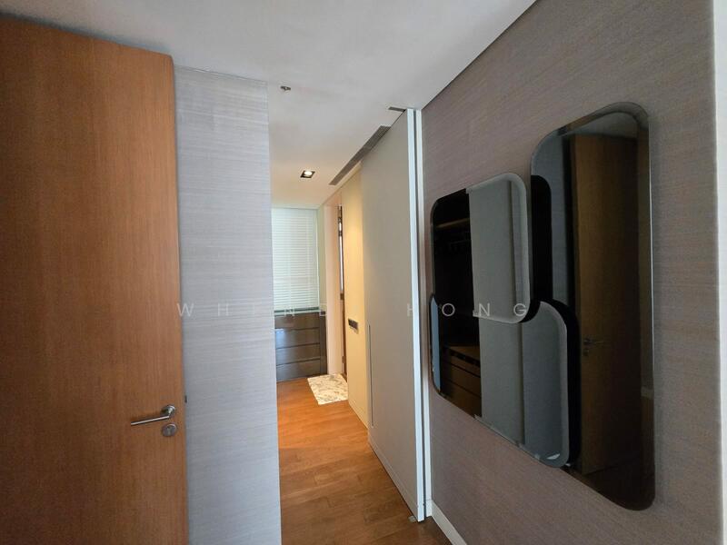 Hallway to more wardrobe space in MBR.