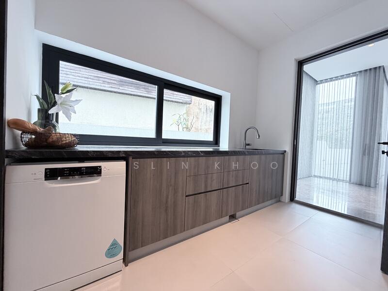 🏠 District 10 Luxury Brand New Semi Detached Home at Fernhill Road Semi-Detached House For Sale at S$ 14,380,000 | PropertyGuru Singapore