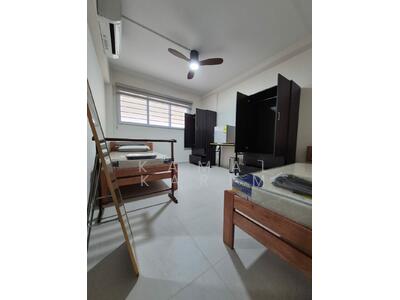 For Rent - 898 Tampines Street 81
