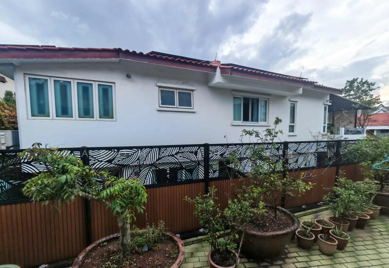 93 Paya Lebar Crescent S(536177), Paya Lebar Crescent, 5 Bedrooms, 3,500 sqft, Bungalow House For Sale, by Sharon Goh 吴惠资, 500022992 - Exterior - PropertyGuru.com.sg