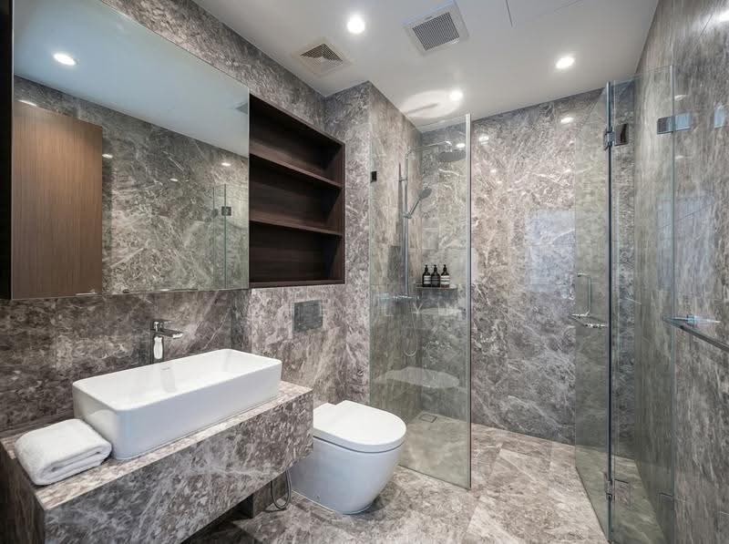 Espada, 48 Saint Thomas Walk, Orchard / River Valley, 1 Bedroom, 355 sqft, Condominium For Sale, by Cherlyn Loh Xue Ting, 500023031 - Actual - Bathroom - PropertyGuru.com.sg