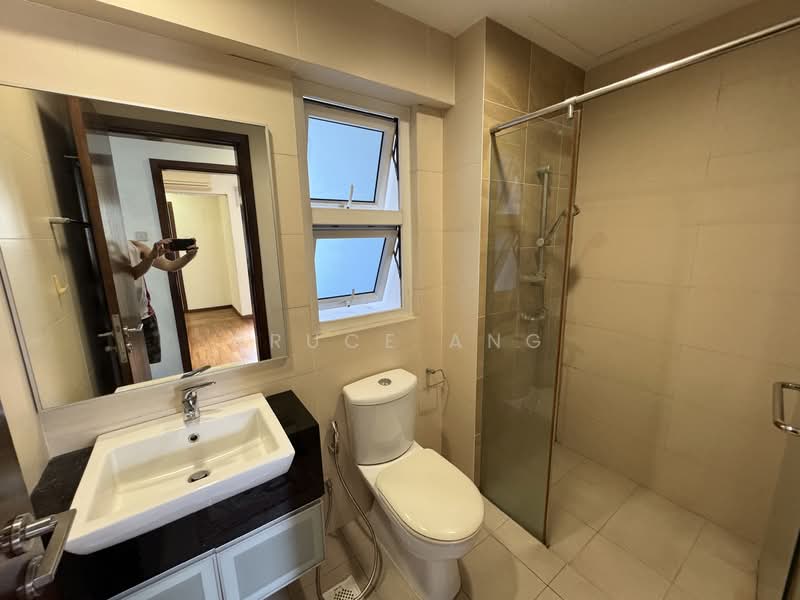 Very Cheap! Modern, Reno, 3 storey! 6 bedrooms! Don't miss it!, JALAN REDOP/NERAM RD/KASAI RD, 6 Bedrooms, 3,229 sqft, Terraced House For Rent, by Bruce Ang, 500023157 - PropertyGuru.com.sg