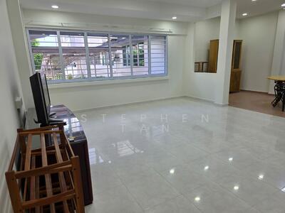 For Rent - Pasir Panjang Court