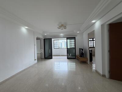 For Sale - 335 Sembawang Close