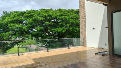 For Sale - 3 storey semi-D Near MRT with moden design