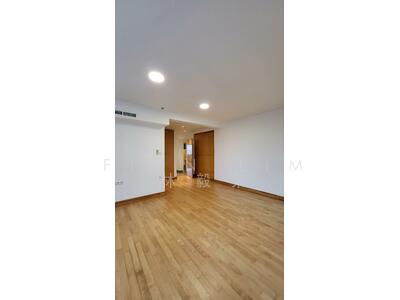 For Rent - Grange 70