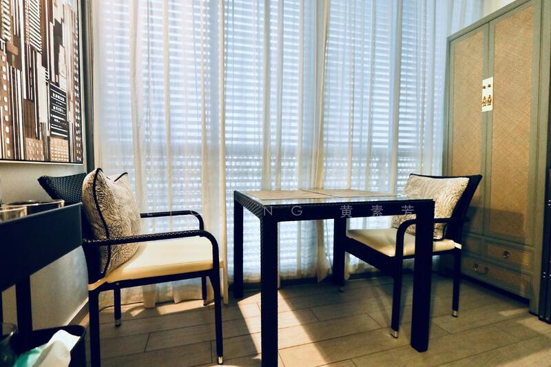 Balcony with motorized blinds