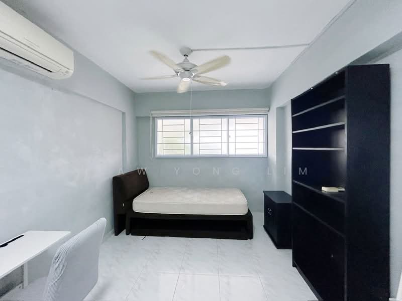 17 Joo Seng Road, 17 Joo Seng Road, 3 Bedrooms, 1,108 sqft, HDB Flat For Sale, by Miaw Yong Lim, 500023395 - Bedroom - PropertyGuru.com.sg