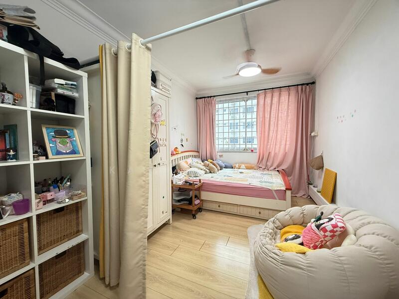 540 Hougang Avenue 8 HDB Flat For Sale at S$ 638,888 | PropertyGuru Singapore - Bedroom