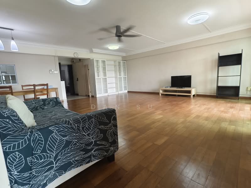 581 Woodlands Drive 16, 581 Woodlands Drive 16, 3 Bedrooms, 1,410 sqft, HDB Flat For Sale, by Dan Su, 500023564 - Living Room - PropertyGuru.com.sg