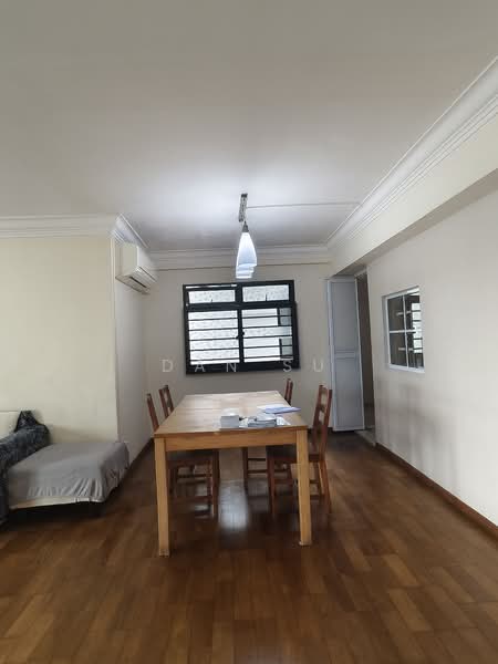 581 Woodlands Drive 16, 581 Woodlands Drive 16, 3 Bedrooms, 1,410 sqft, HDB Flat For Sale, by Dan Su, 500023564 - Dining Room - PropertyGuru.com.sg