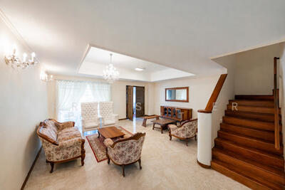 For Sale - Seagull Walk