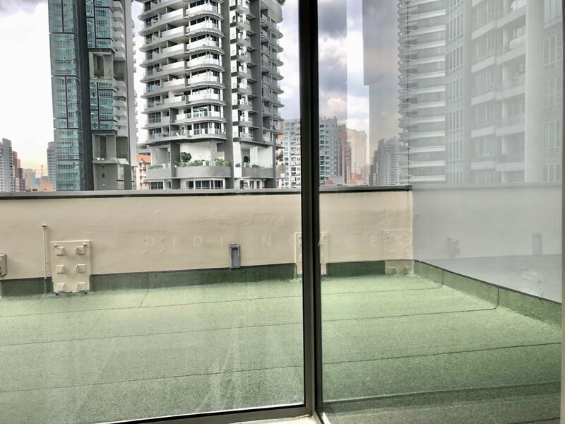 Overlooking open sky private terrace! :)