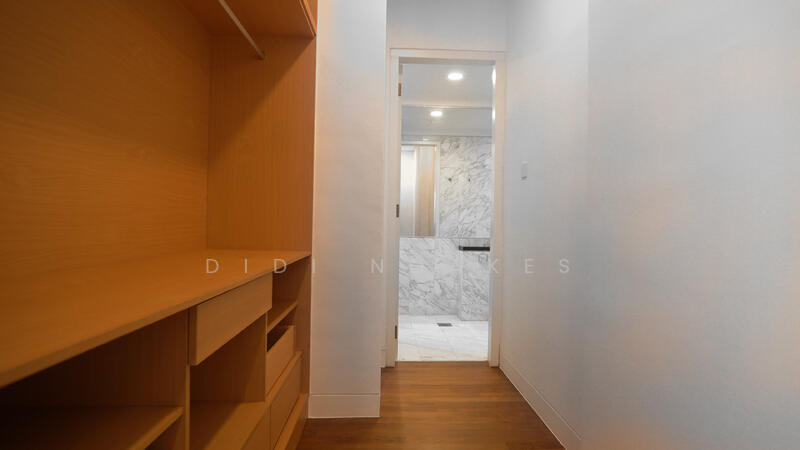 Master Bdrm - Walk-in Wardrobe + Ensuite