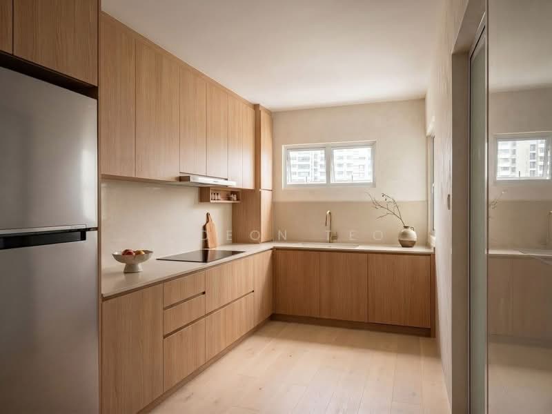 Kitchen (Virtually Staged)