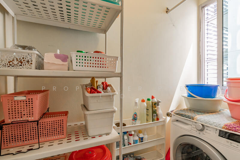 Eight Riversuites Condominium For Sale at S$ 2,080,000 | PropertyGuru Singapore - Interior