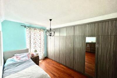 For Sale - Yishun Emerald