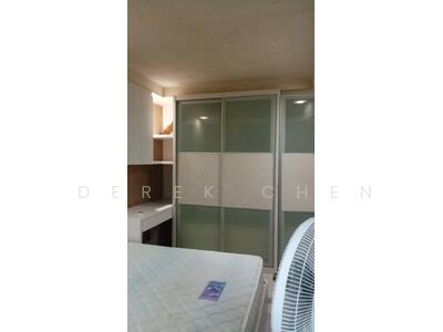 For Rent - 247 Jurong East Street 24