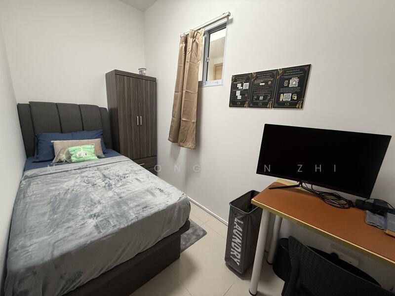 ER1 Bedroom