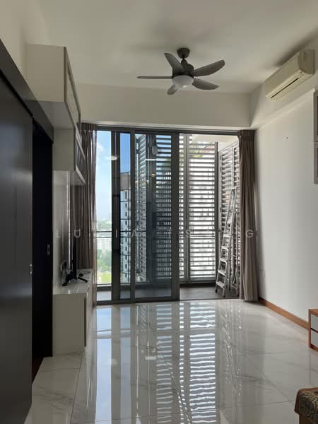 The Hillier, 2 Hillview Rise, 2 Bedrooms, 807 sqft, Condominium For Rent, by Lucia Tsang, 500024252 - Living Room - PropertyGuru.com.sg