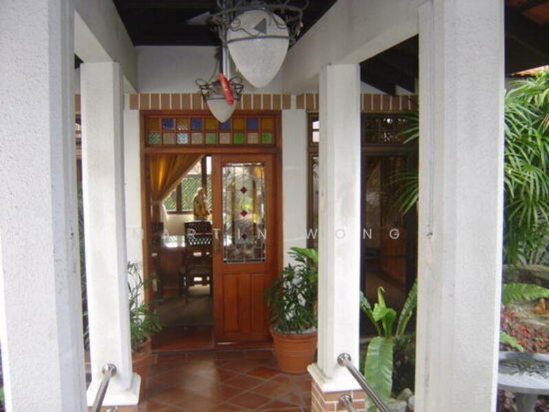 Entrance to Dining 