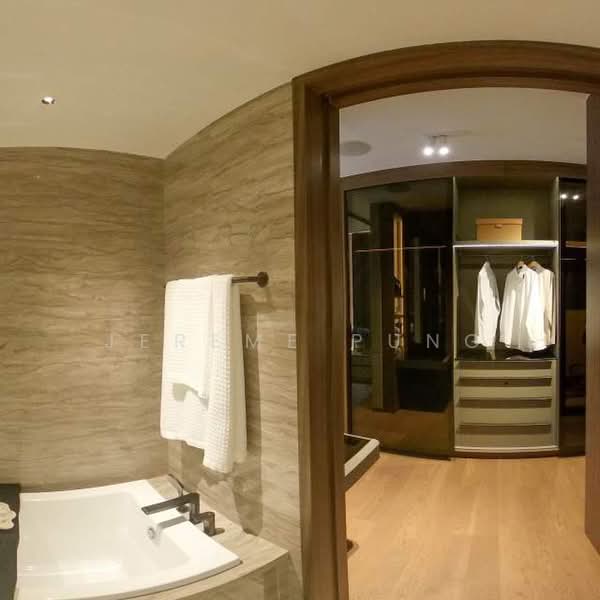 The Continuum, 1-8 Thiam Siew Avenue, 5 Bedrooms, 1,905 sqft, Condominium For Sale, by Jereme Pung, 500024405 - Bathroom - PropertyGuru.com.sg