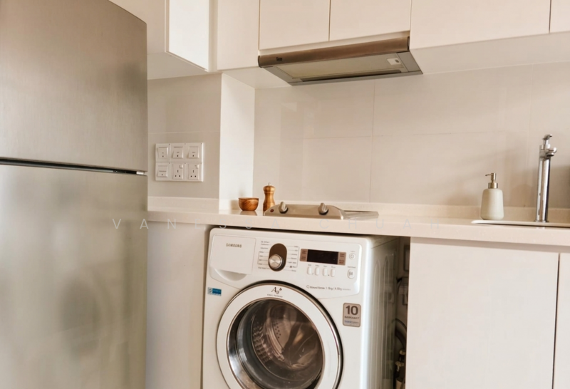 The Verve Condominium For Sale at S$ 765,000 | PropertyGuru Singapore - Kitchen