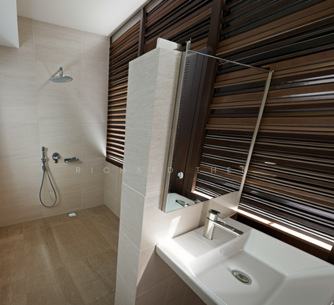 Greenwood Mews, 271 Greenwood Avenue, 5 Bedrooms, 3,100 sqft, Cluster House For Rent, by Richard Then, 500024426 - Bathroom - PropertyGuru.com.sg