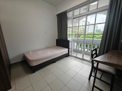 For Rent - The Centris