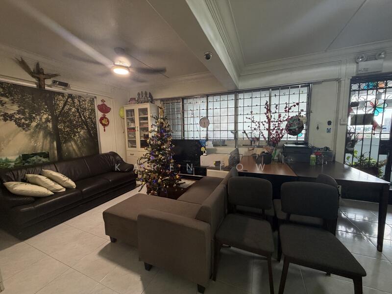 For Sale - 176 Ang Mo Kio Avenue 4