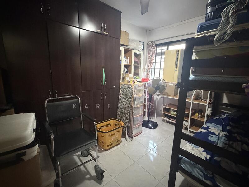 For Sale - 176 Ang Mo Kio Avenue 4