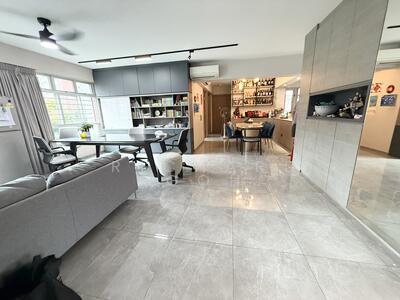 For Sale - 439B Bukit Batok West Avenue 8