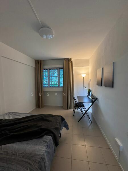 Room 3 - 1 Queen bed