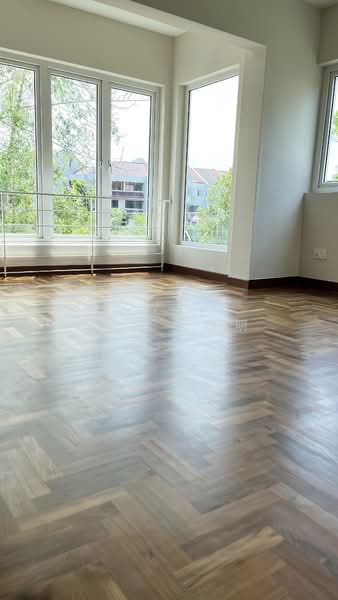 For Rent - Adelphi Park Estate